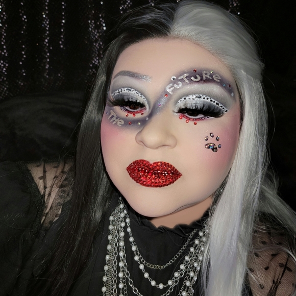 Meet your Posher, Mia! - Picture 8 of 13